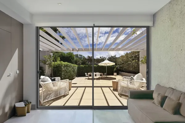Top 6 reasons to love aluminium sliding doors