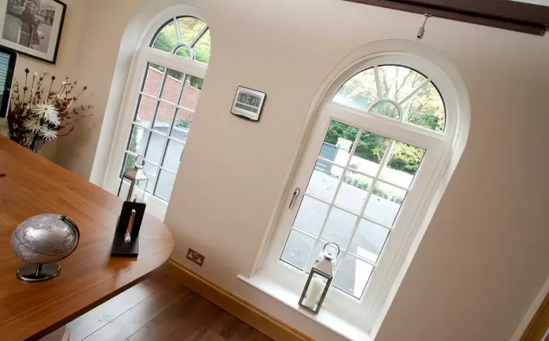 Stylish tilt and turn window